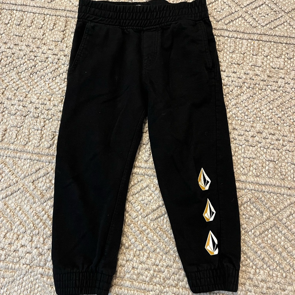 2 pr volcom sweatpants - Picture 2 of 7